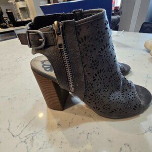 FERGALCIOUS Womens High Heel Ankle Booties Grey Size 7 LIfe Left